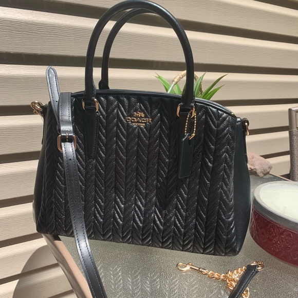 SOLD/Authentic Coach Quilted Calf leather Shoulder - Picture 3 of 8